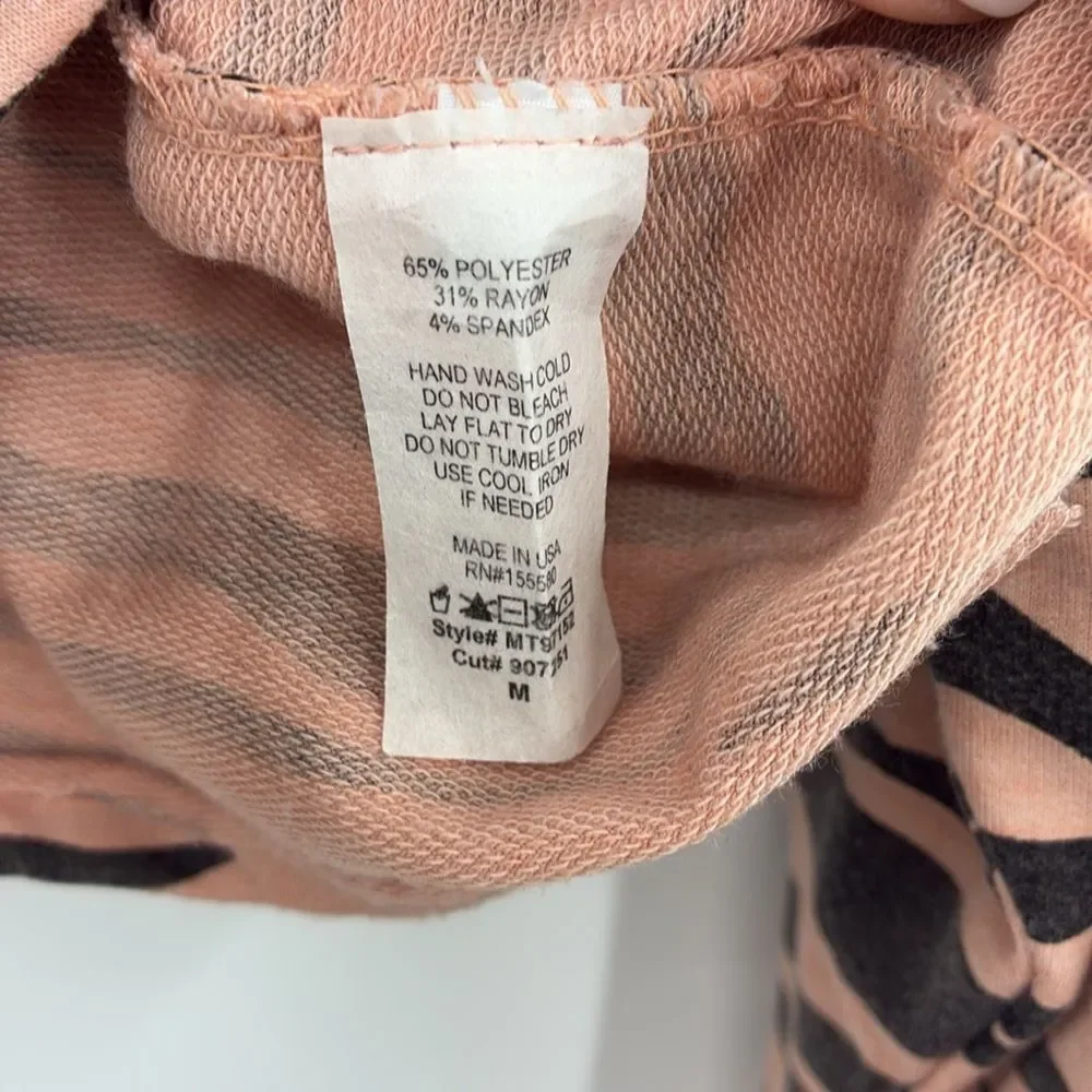 3For $20 Mavenie Orange /Pink Black Relaxed Fit Top NWOT size: Medium - Picture 3 of 4